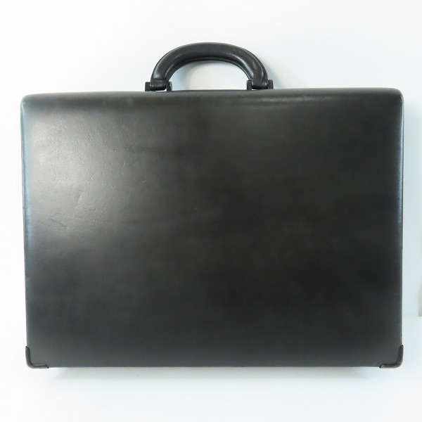 実際に弊社で買取させて頂いたTUMI/トゥミ  オールレザー レザー アタッシュケース サイドロック