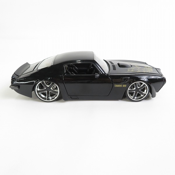 実際に弊社で買取させて頂いたJada Toys/ジャダトイズ 1/24 PONTIAC FIREBIRD TRANSAM/ポンティアック ファイヤーバード トランザム ミニカーの画像 4枚目