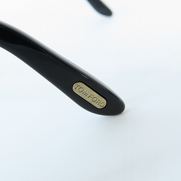 実際に弊社で買取させて頂いたTOM FORD/トムフォード 度入りサングラス/アイウェア TF5405-F 001の画像 7枚目
