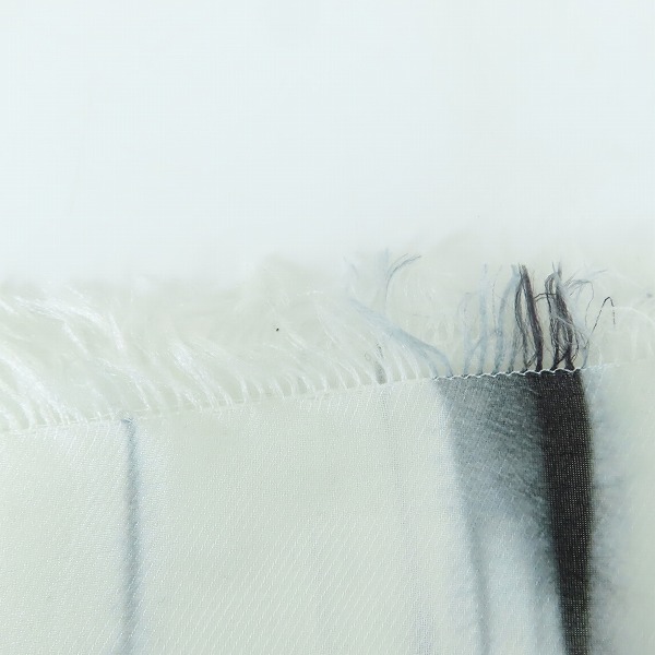 実際に弊社で買取させて頂いた【JPタグ】LOUIS VUITTON/ルイヴィトン シルク混 ストール/マフラー MP2325 の画像 3枚目