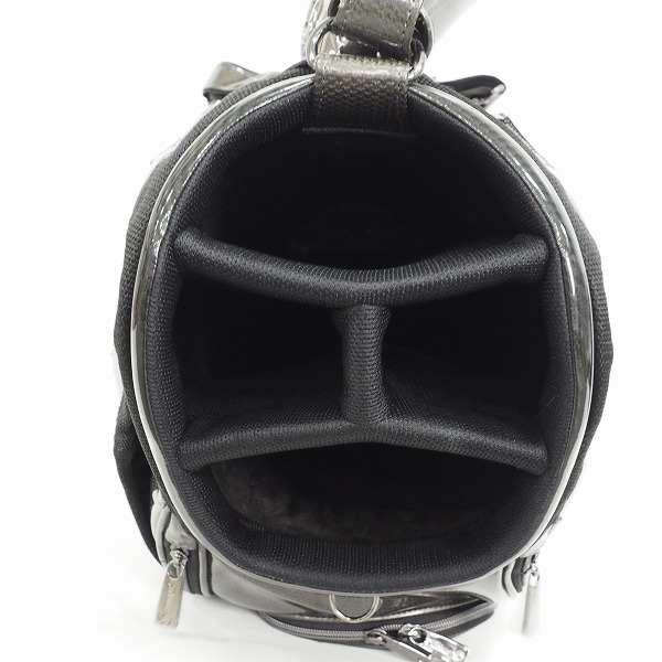 実際に弊社で買取させて頂いたTitleist/タイトリスト ゴルフ CB910 4分割キャディバッグ 鏡面エナメル ガンメタリックの画像 3枚目