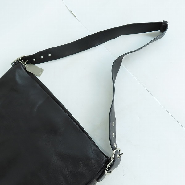 実際に弊社で買取させて頂いたCOACH/コーチ 裏地シグネチャー柄 カウハイドレザー ワンショルダーバッグ 9151の画像 4枚目