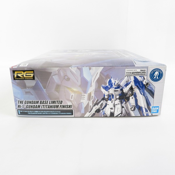 実際に弊社で買取させて頂いた【未組立】BANDAI/バンダイ RG 1/144 ガンダムベース限定 Hi-Vガンダム チタニウムフィニッシュ/逆襲のシャア/ガンプラの画像 6枚目