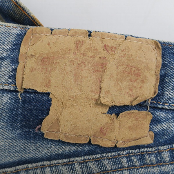 実際に弊社で買取させて頂いた【難あり】LEVI'S/リーバイス ヴィンテージ 501 刻印8 セルビッジ シングルステッチ ボタンフライ デニムパンツ の画像 3枚目