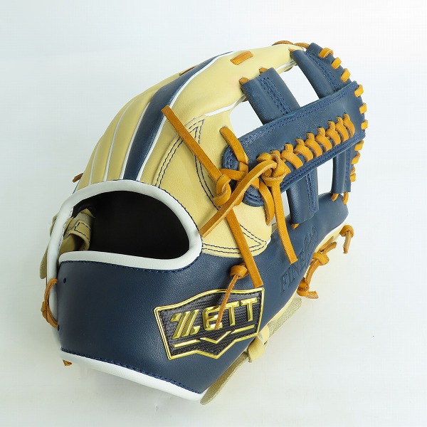 実際に弊社で買取させて頂いたZETT/ゼット FINECatch SMUカラー 軟式/オールラウンド グローブ BRGB35430A