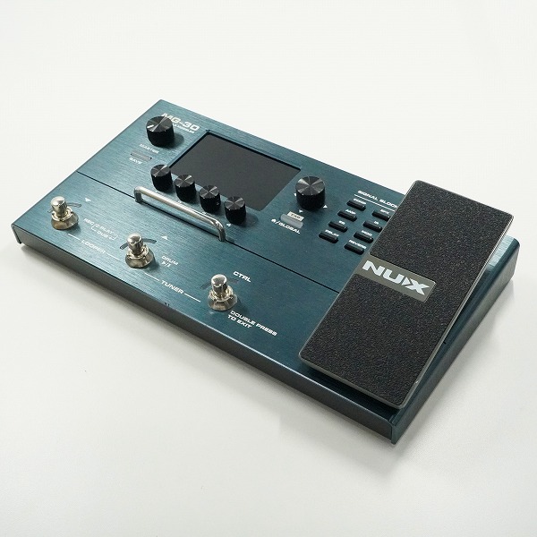 実際に弊社で買取させて頂いたNUX/ニューエックス MG-30 ギター用 マルチエフェクター 動作確認済み