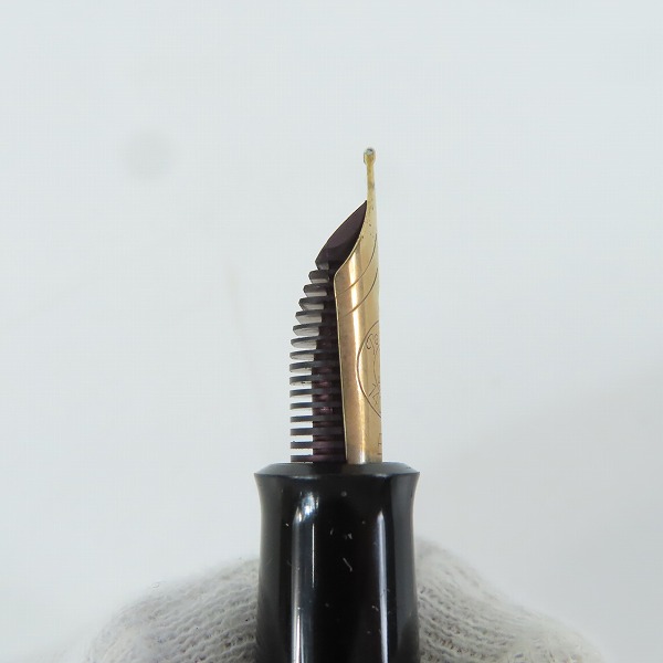 実際に弊社で買取させて頂いたPELIKAN/ペリカン スーべレーン グリーンストライプ キャップ式万年筆 ペン先14C-585 EFの画像 8枚目