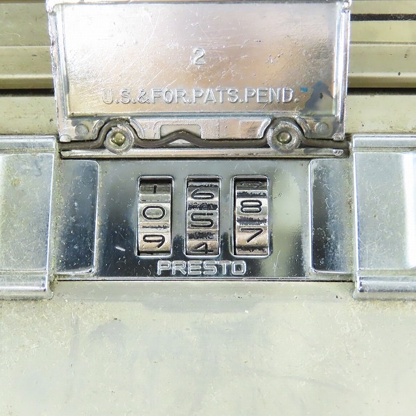 実際に弊社で買取させて頂いたZERO HALLIBURTON/ゼロハリバートン スーツケース/キャリーバッグ 4輪の画像 5枚目