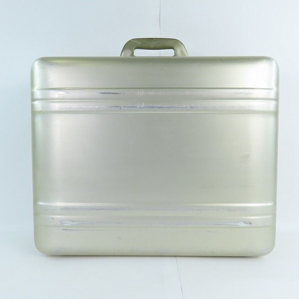 実際に弊社で買取させて頂いたZERO HALLIBURTON/ゼロハリバートン スーツケース