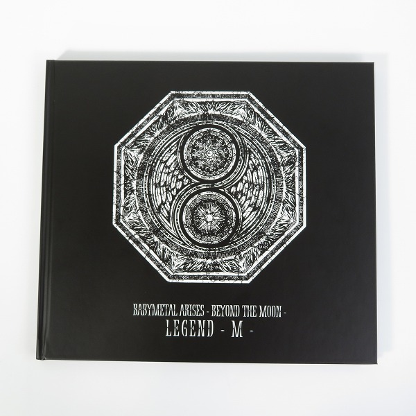 実際に弊社で買取させて頂いたBABYMETAL/ベビーメタル ARISES BEYOND THE MOON LEGEND M Blu-ray + CD + APOCALYPSEの画像 4枚目