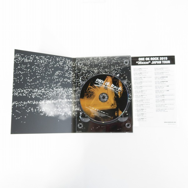 実際に弊社で買取させて頂いたBlu-ray/BD/ブルーレイ ONE OK ROCK/ワンオクロック 2014 Mighty Long Fall at Yokohama Stadiumの画像 3枚目