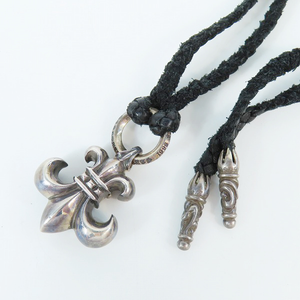 実際に弊社で買取させて頂いたCHROME HEARTS/クロムハーツ BSフレアチャーム w/レザーブレード スクロールボロチップ