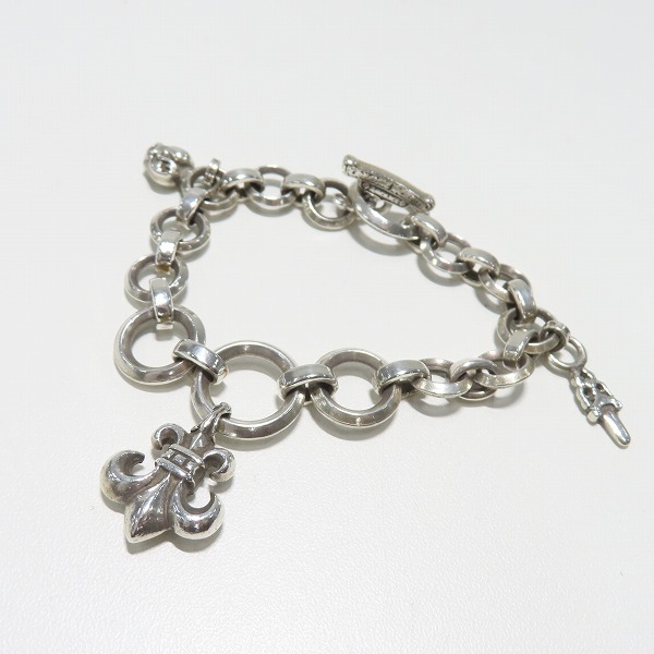 実際に弊社で買取させて頂いたCHROME HEARTS/クロムハーツ Oリング ブレスレットｗ/BSフレアチャームｗ/2スタックチャーム ダガー＆ハート
