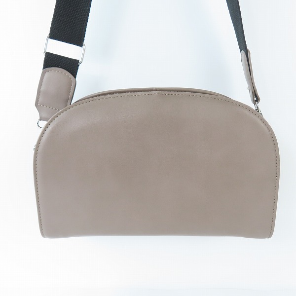 実際に弊社で買取させて頂いたnano universe/ナノユニバース ハーフムーン ショルダーバッグ