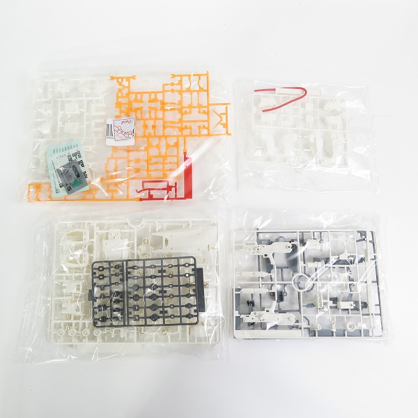 実際に弊社で買取させて頂いた【未組立】BANDAI/バンダイ 機動戦士ガンダム外伝 MG 1/100 RX-78-4 ガンダム4号機/ガンプラの画像 4枚目