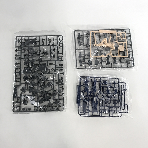 実際に弊社で買取させて頂いた【未組立】BANDAI/バンダイ ネオ ホンコン モビルファイター GF-13-001NHⅡ マスターガンダム 1/100 マスターグレードモデルの画像 3枚目