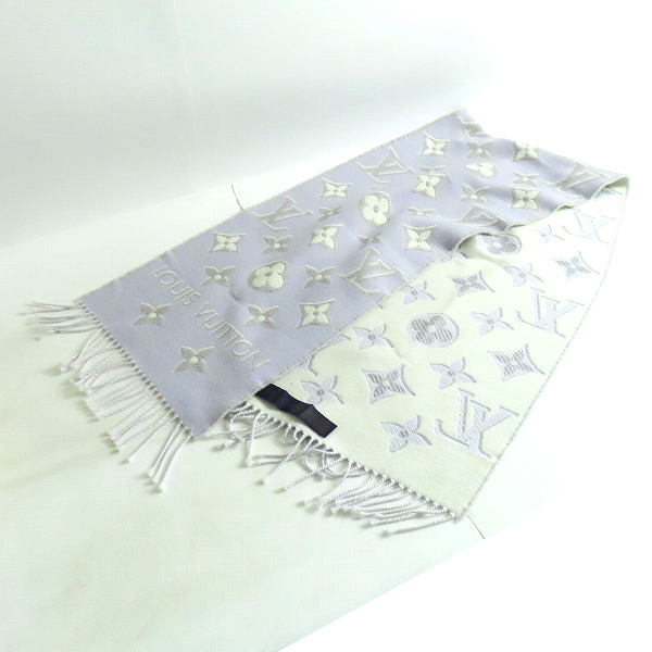 実際に弊社で買取させて頂いたLouis Vuitton/ルイヴィトン  LV エセンシャル シャイン フリンジ マフラー M78895の画像 1枚目