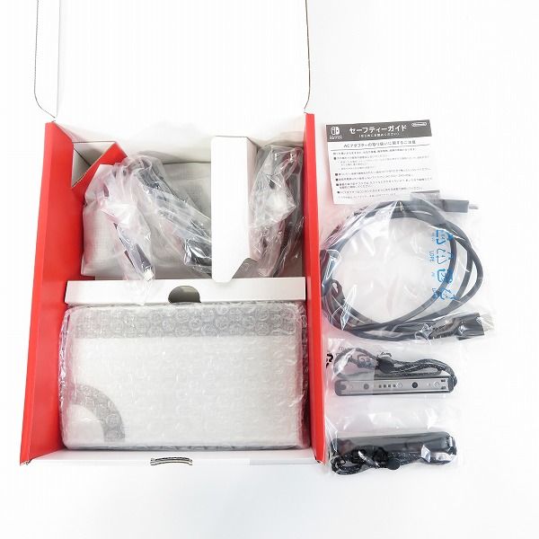 実際に弊社で買取させて頂いた任天堂 Nintendo Switch/ニンテンドースイッチ 有機ELモデル ホワイト 本体 HEG-S-KAAAA【簡易動作確認済】の画像 9枚目