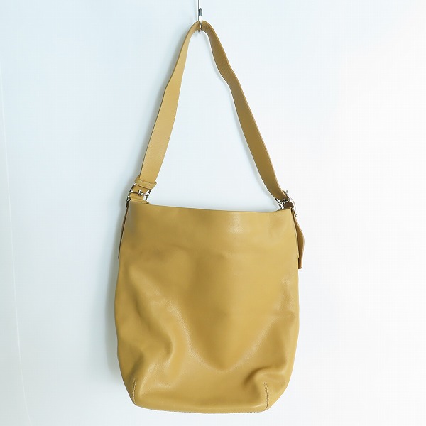 実際に弊社で買取させて頂いたCOACH/コーチ 裏地シグネチャー柄 カウハイドレザー ワンショルダーバッグ 9151の画像 1枚目