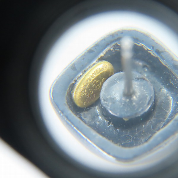 実際に弊社で買取させて頂いたCHANEL /シャネル ピアス ココマーク 98 A 1998年製の画像 5枚目