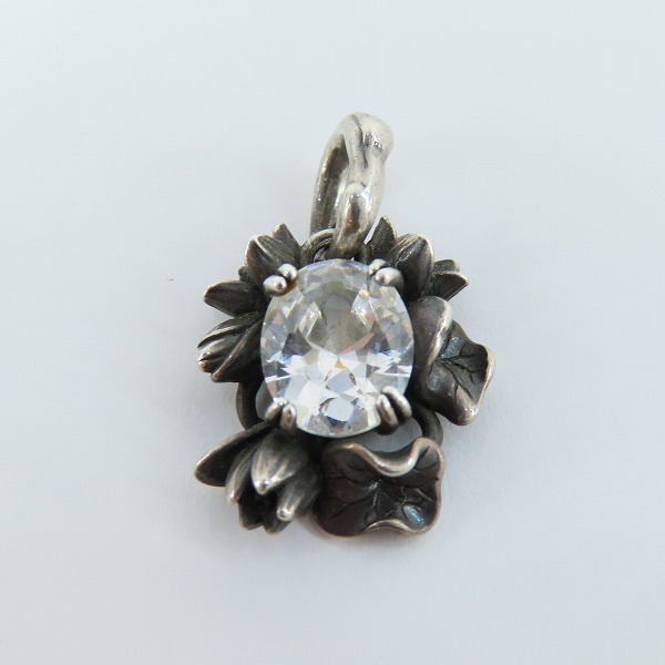 実際に弊社で買取させて頂いたKONRON/コンロン フローラルエンブレムペンダントトップの画像 1枚目