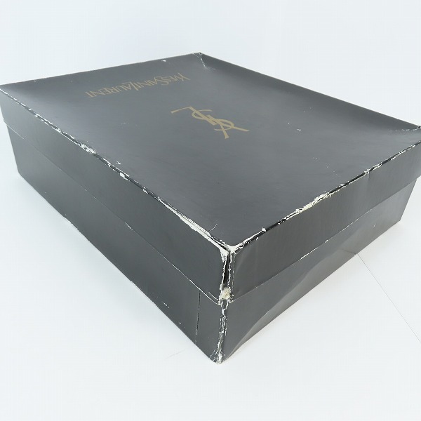 実際に弊社で買取させて頂いたYves Saint Laurent/イブサンローラン YSL ロゴチャーム付 レザー ハンドバッグの画像 6枚目