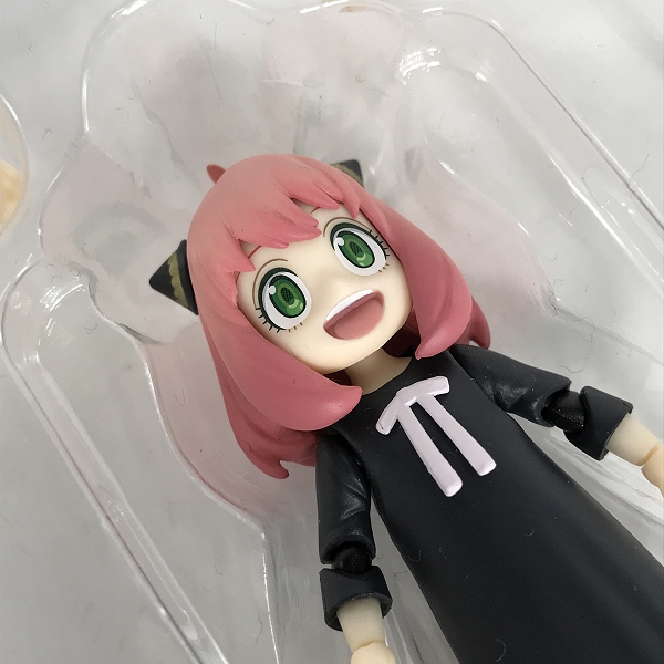 実際に弊社で買取させて頂いたハズブロ/バンダイ S.H.Figuarts SPYｘFAMILY スパイファミリー アーニャ/MARVEL UNIVERSE アイアンマン 2点セットの画像 5枚目