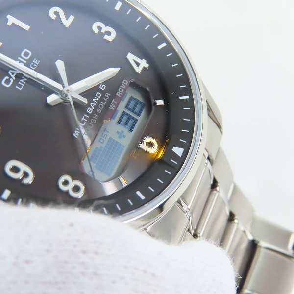 実際に弊社で買取させて頂いたCASIO/カシオ LINEAGE リニエージ マルチバンド6 ソーラー LCW-M100TSE-1A2JFの画像 5枚目