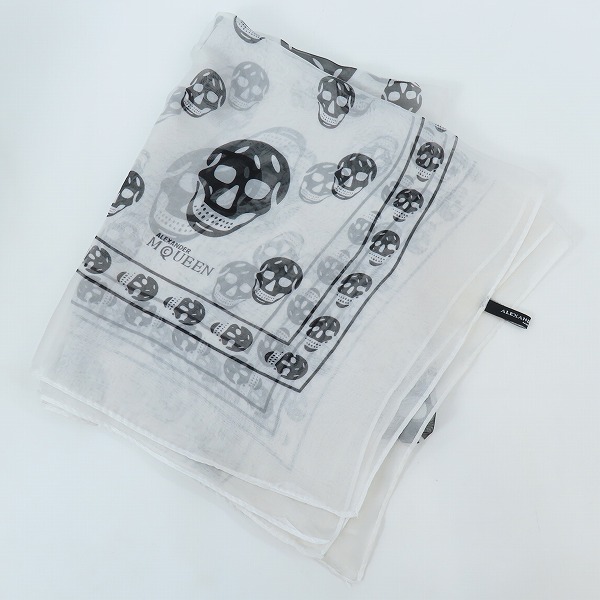 実際に弊社で買取させて頂いたAlexander McQueen/アレキサンダー・マックイーン スカル柄 スカーフ/ストール