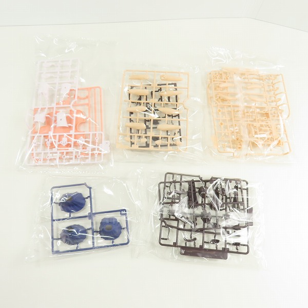 実際に弊社で買取させて頂いた(3)【未組立】KOTOBUKIYA/コトブキヤ 創彩少女庭園 1/10 結城まどか 桃桜高校 夏服の画像 1枚目