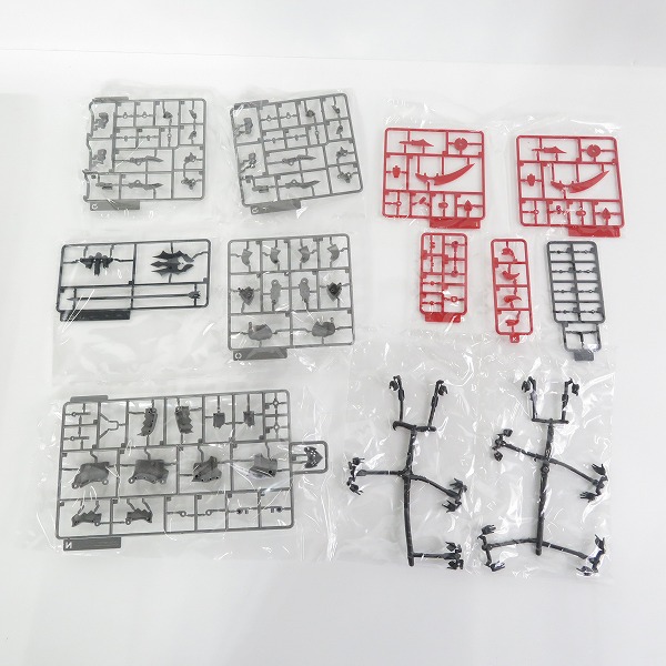 実際に弊社で買取させて頂いた【未組立】アルファマックス/スカイチューブ ダークアドベント ドラゴンドレス ソフィア DX Ver. 1.1/プラモデルの画像 4枚目