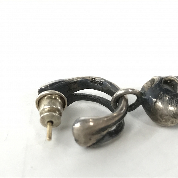 実際に弊社で買取させて頂いたNECROMANCE/ネクロマンス ボーンフープ スクリーミングスカル ピアス 両耳用の画像 6枚目