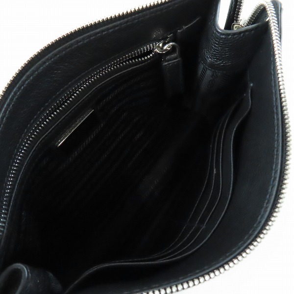 実際に弊社で買取させて頂いたPRADA/プラダ クラッチバッグ セカンドバッグ ブラック 2VF006の画像 3枚目