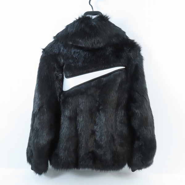 実際に弊社で買取させて頂いたNIKE×AMBUSH/ナイキ×アンブッシュ 18AW リバーシブルフェイクファーコートジャケット AQ9225-010 /Mの画像 1枚目