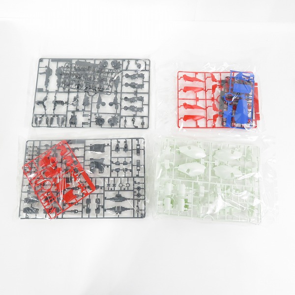 実際に弊社で買取させて頂いた【未組立】BANDAI/バンダイ MG 1/100 地球連邦軍 多用途 モビルスーツ ガンダム試作1号機 フルバーニアン RX-78 GP01Fbの画像 4枚目