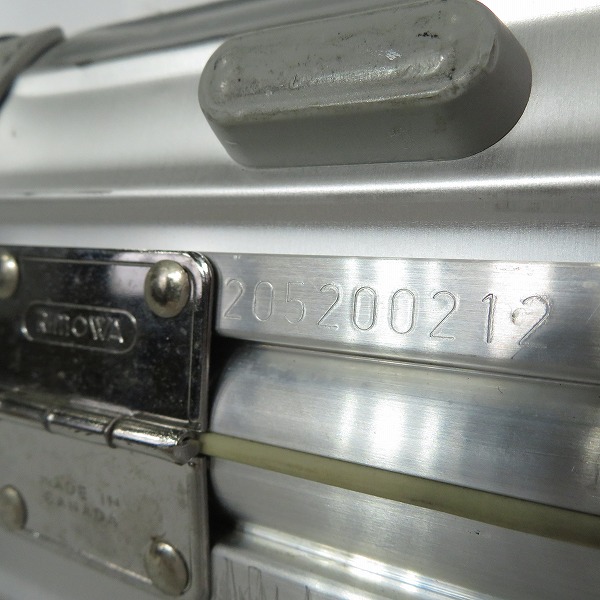 実際に弊社で買取させて頂いたRIMOWA/リモワ トパーズ チタニウム キャビン マルチホイール 2輪 キャリーケース 32L/920.52の画像 5枚目