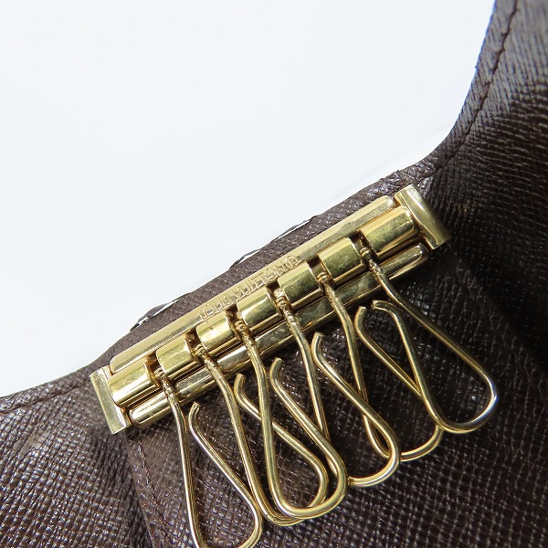 実際に弊社で買取させて頂いたLOUIS VUITTON/ルイ・ヴィトン ミュルティクレ6 ダミエ 6連 キーケース N62630の画像 6枚目