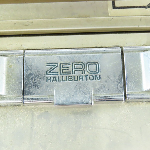実際に弊社で買取させて頂いたZERO HALLIBURTON/ゼロハリバートン スーツケース/キャリーバッグ 4輪の画像 4枚目