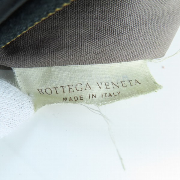 実際に弊社で買取させて頂いたBOTTEGA VENETA/ボッテガヴェネタ イントレチャート レザークラッチバッグ の画像 5枚目