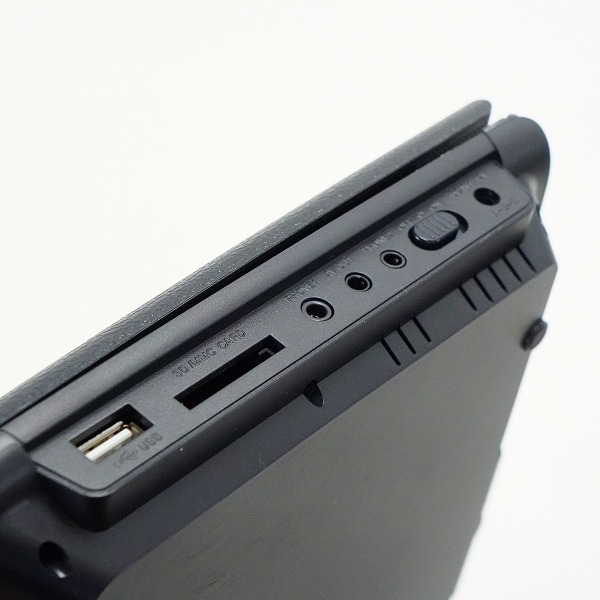 実際に弊社で買取させて頂いたSUNPIN PD969 11インチ ポータブル DVDプレーヤー 動作確認済みの画像 5枚目