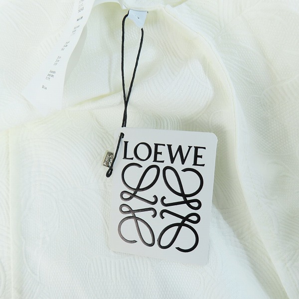 実際に弊社で買取させて頂いた【JPタグ】Loewe/ロエベ Tie Cut Panel Coat Jacquard /タイカット パネルコート S2101121PA/32の画像 6枚目