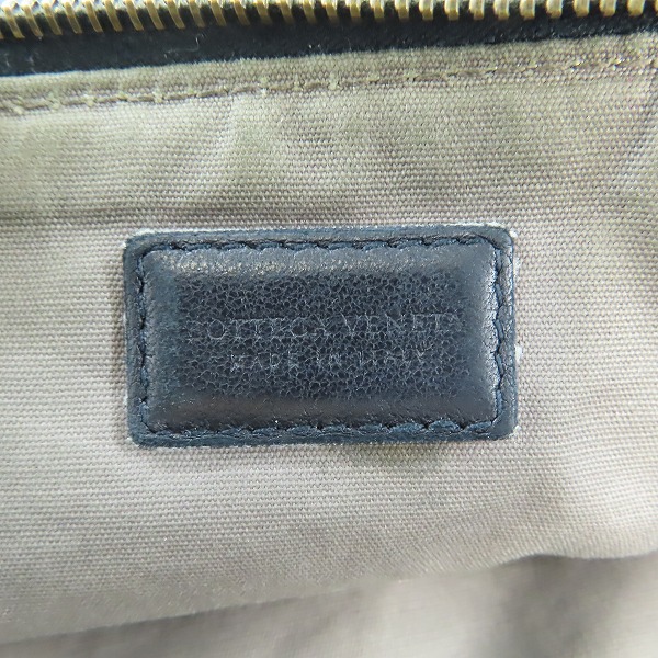 実際に弊社で買取させて頂いたBOTTEGA VENETA/ボッテガヴェネタ イントレチャート レザークラッチバッグ の画像 4枚目