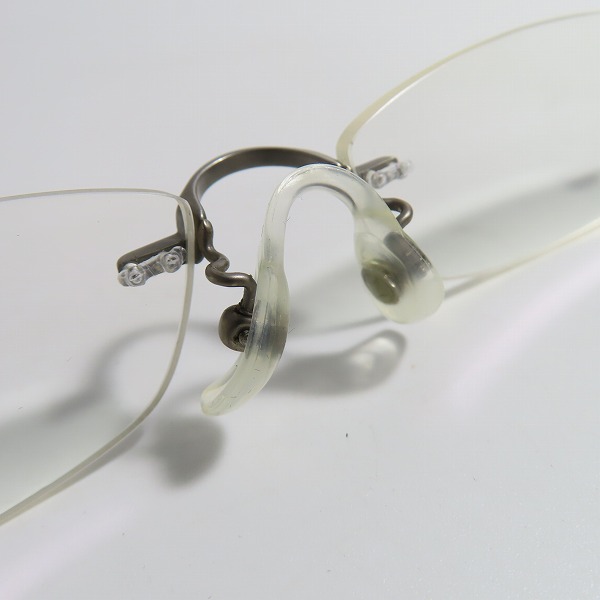 実際に弊社で買取させて頂いた999.9/フォーナインズ TITANIUM 度入り眼鏡/メガネフレーム/アイウェア TW-43ATの画像 3枚目