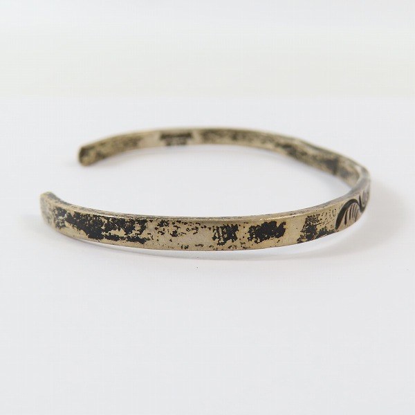 実際に弊社で買取させて頂いた【難有】ARIZONA FREEDOM/アリゾナフリーダム 太陽神 平打 シルバー バングルの画像 4枚目