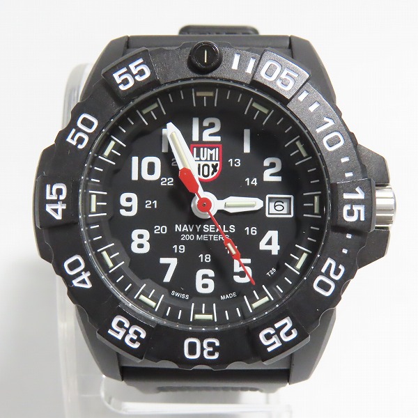 実際に弊社で買取させて頂いたLuminox/ルミノックス カーボン クォーツ腕時計 3500シリーズ Ref.3501