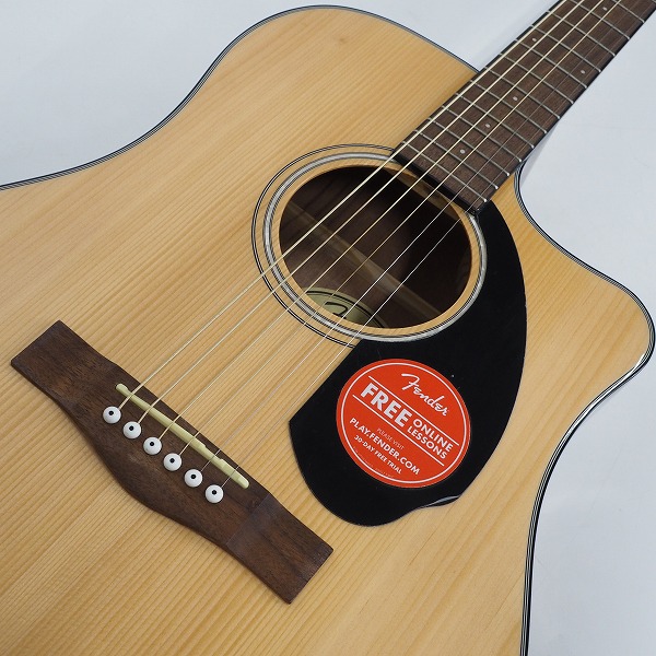 実際に弊社で買取させて頂いた★【美品】Fender/フェンダー  CD-60SCE/NAT Dreadnought エレアコ/アコースティックギター/アコギ ギグケース付の画像 5枚目