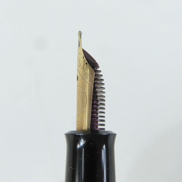 実際に弊社で買取させて頂いたPELIKAN/ペリカン スーべレーン グリーンストライプ キャップ式万年筆 ペン先14C-585 EFの画像 6枚目