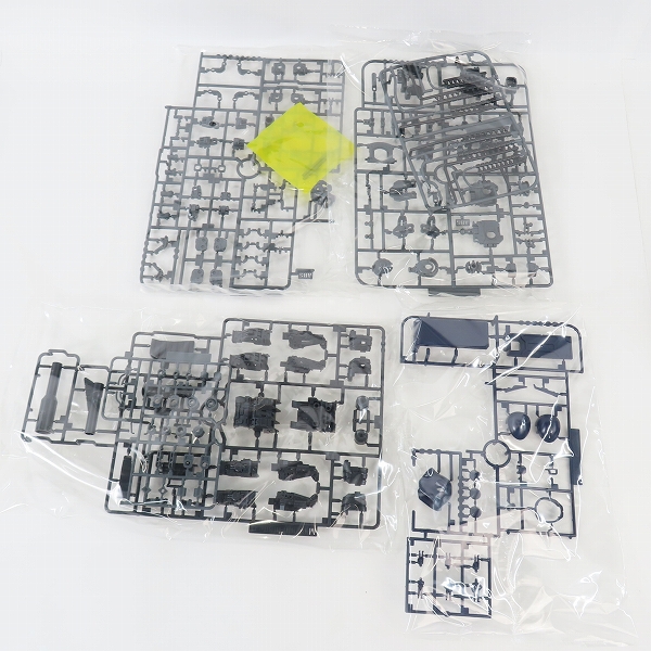 実際に弊社で買取させて頂いた【未組立】BANDAI/バンダイ MG 1/100 機動戦士ガンダム MS-06R 黒い三連星ザク ver.2.0の画像 1枚目