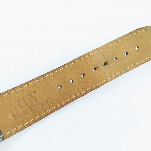 実際に弊社で買取させて頂いたDaniel Wellington/ダニエルウェリントン 腕時計 0608PW-A【動作未確認】 の画像 5枚目