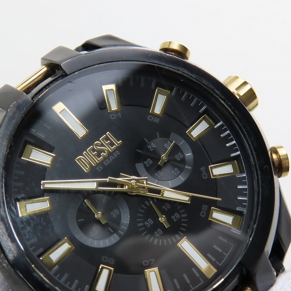 実際に弊社で買取させて頂いたDIESEL/ディーゼル SPLIT/スプリット レザーベルト 時計/ウォッチ DZ4610の画像 4枚目